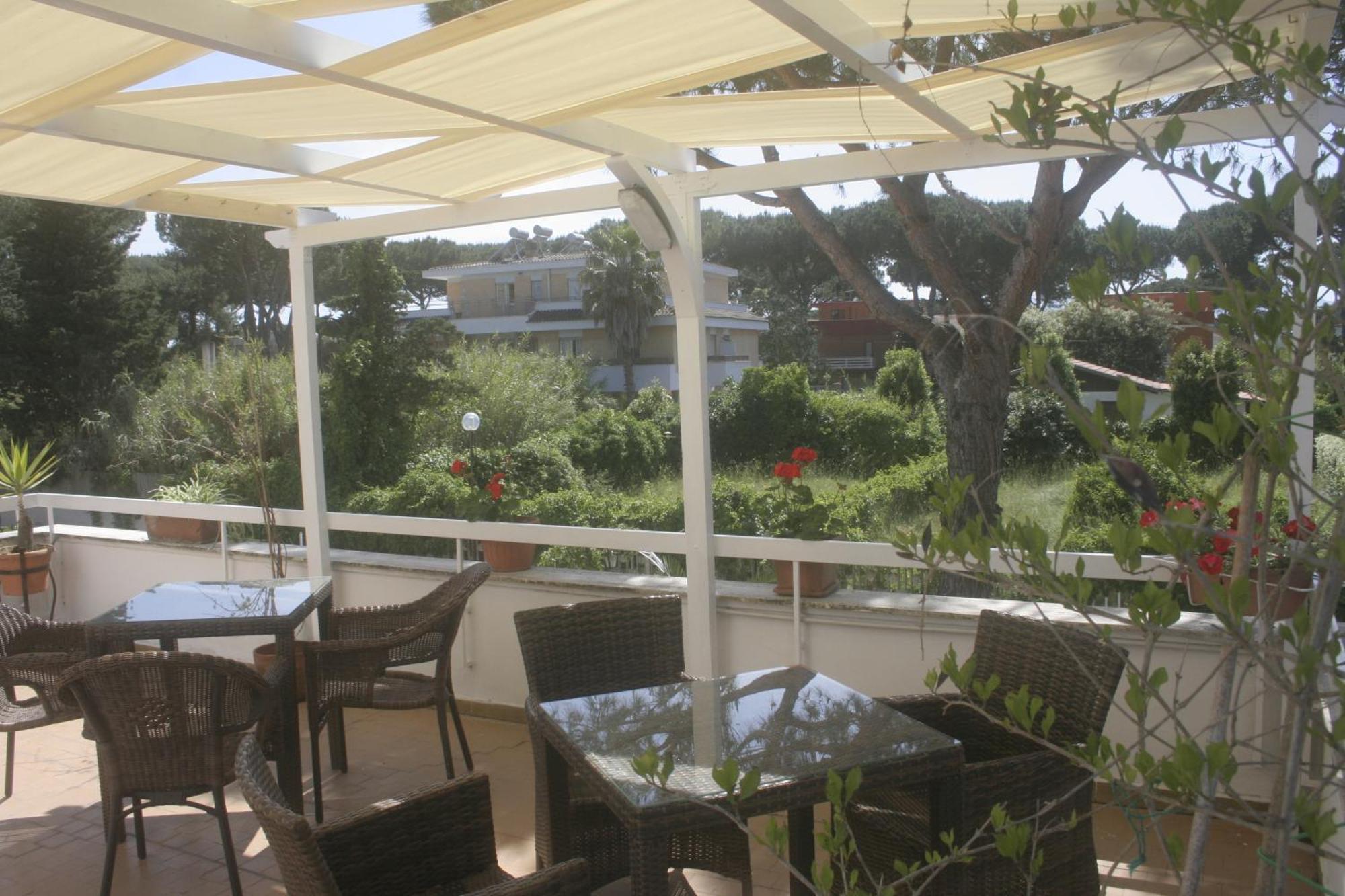 Hotel Anna Terracina Exterior foto
